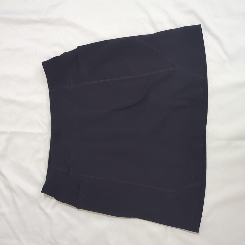 Athleta Excursion Skort, Color Solid Black Size M - image 2